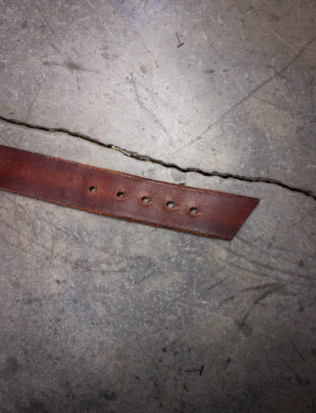 Vintage Brass Shield Brown Leather Belt 70s Size 32