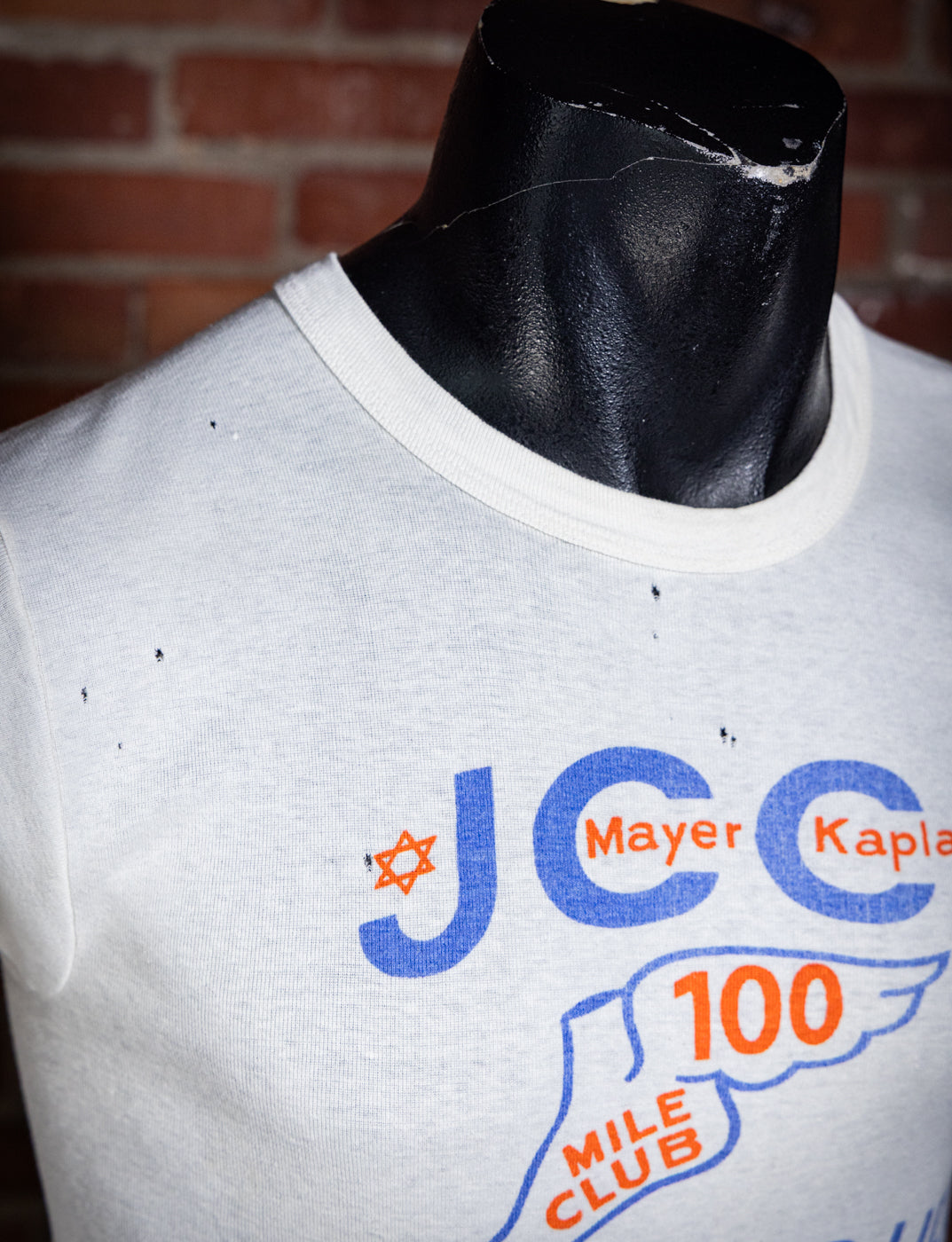 Vintage 70s JCC 100 Mile Club Run For Your Life Graphic T Shirt XS