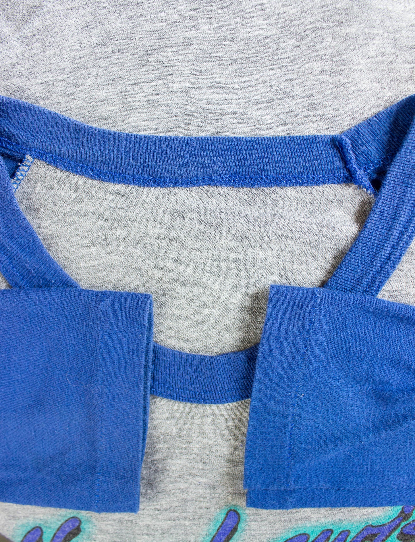 Vintage Huey Lewis and the News Concert T Shirt 1984 Sports Tour Grey and Blue Raglan Jersey XS