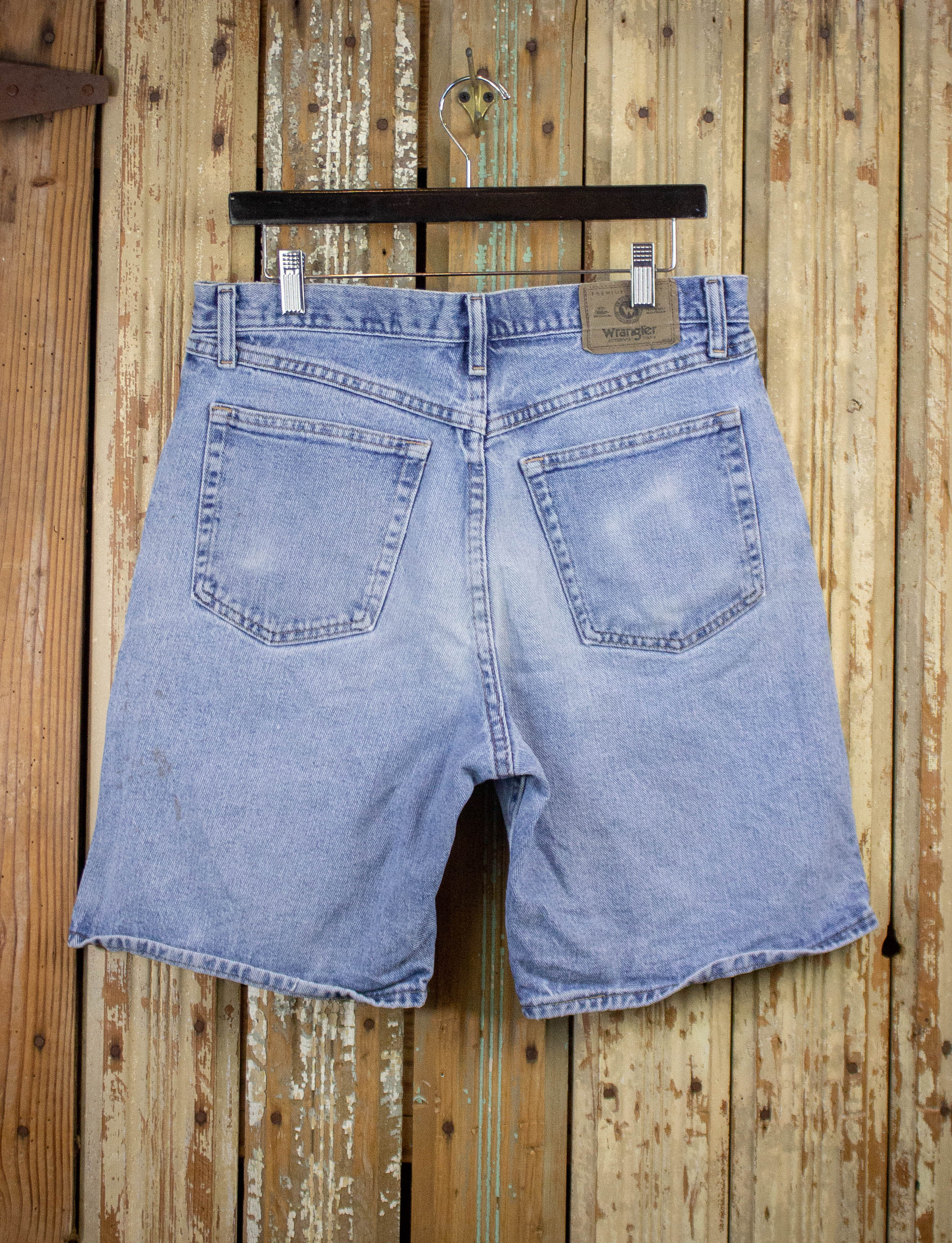 Vintage Wrangler Hemmed Denim Shorts Light Wash 34x9 – Black
