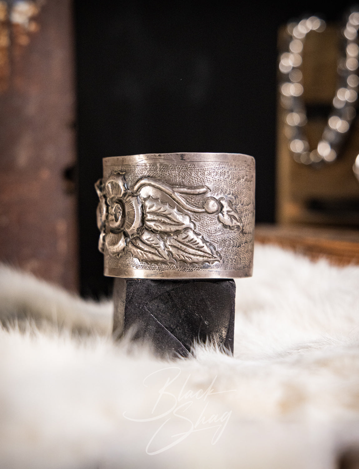 Vintage 20s Silver Floral Cuff 