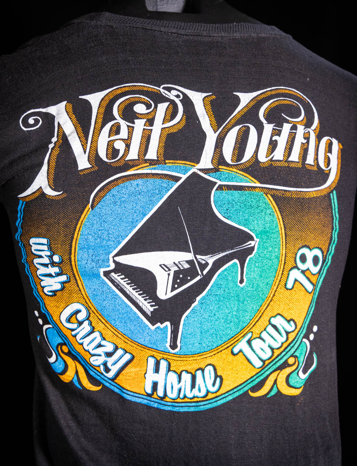 Vintage 1978 Neil Young Crazy Horse Tour Parking Lot Concert T Shirt Small