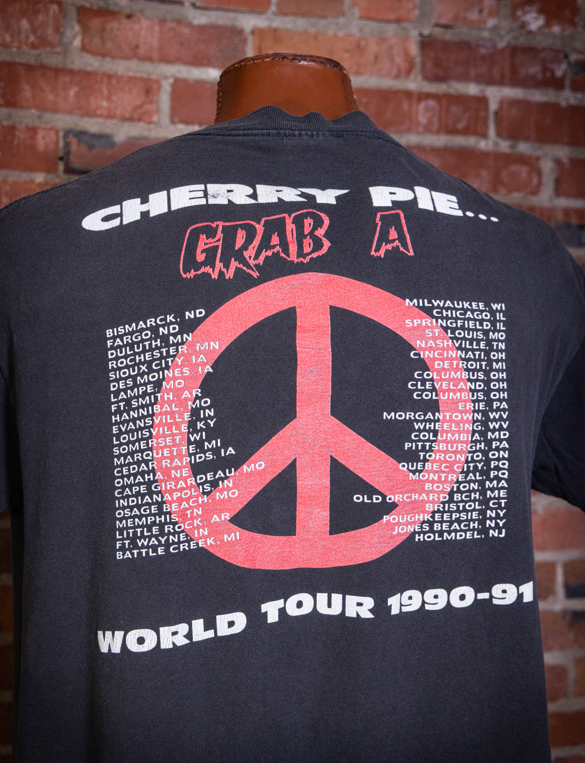 Vintage 1990-91 Warrant Blood Sweat and Beers Concert T Shirt XL