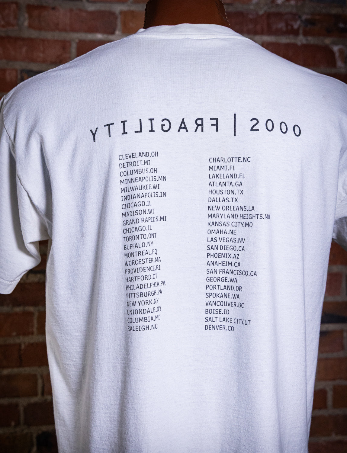 Vintage 2000 Nine Inch Nails Fragility Concert T Shirt XL