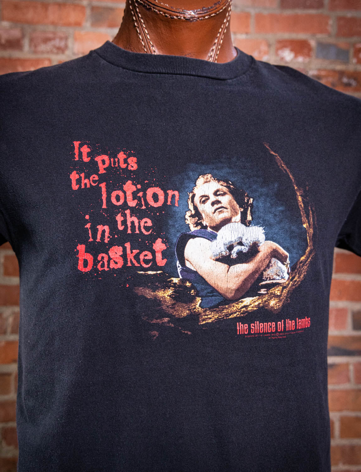 Vintage 2004 Silence of the Lambs Graphic T Shirt Medium