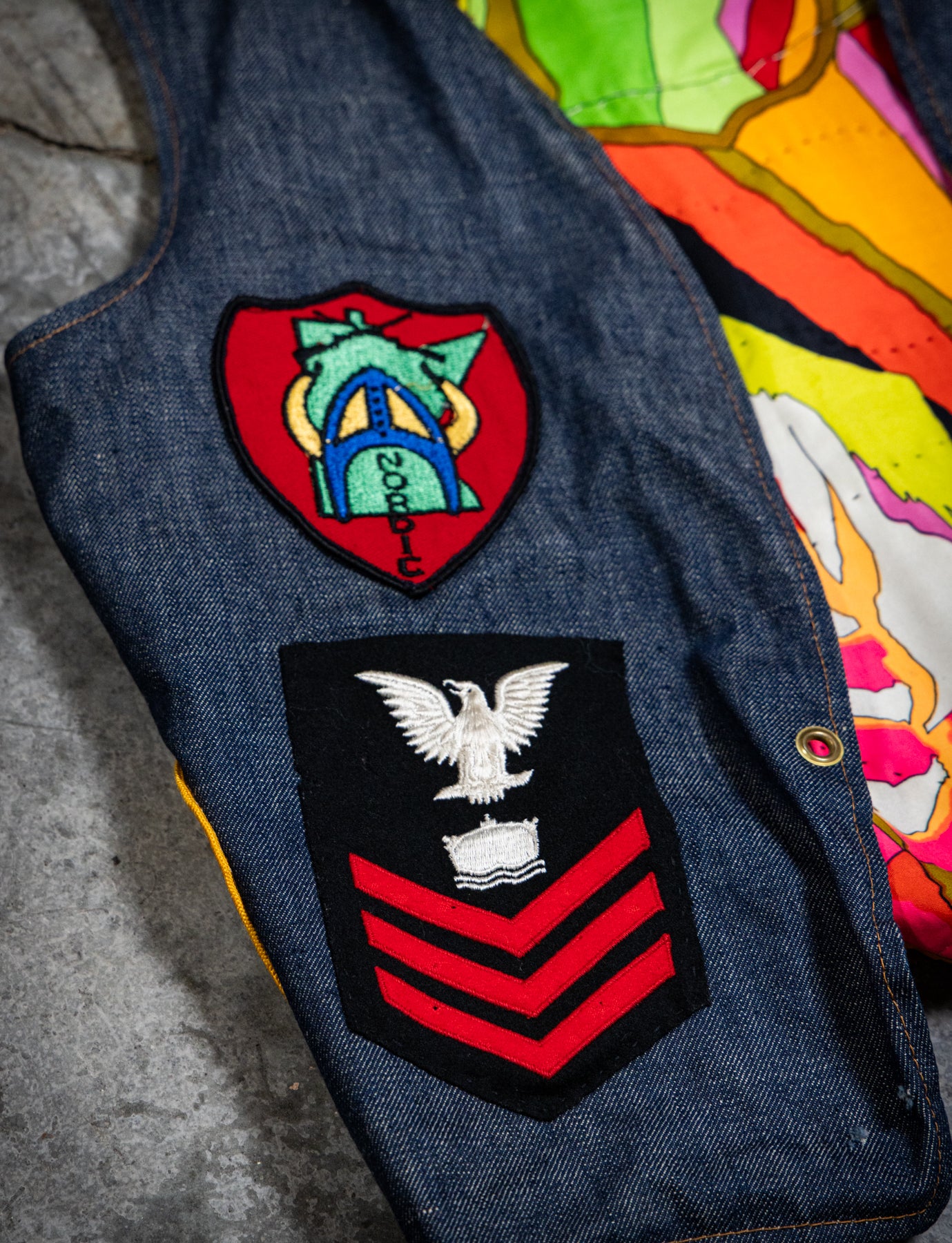 Vintage 70s Levi's Big E Psychedelic Patch Denim Vest Medium