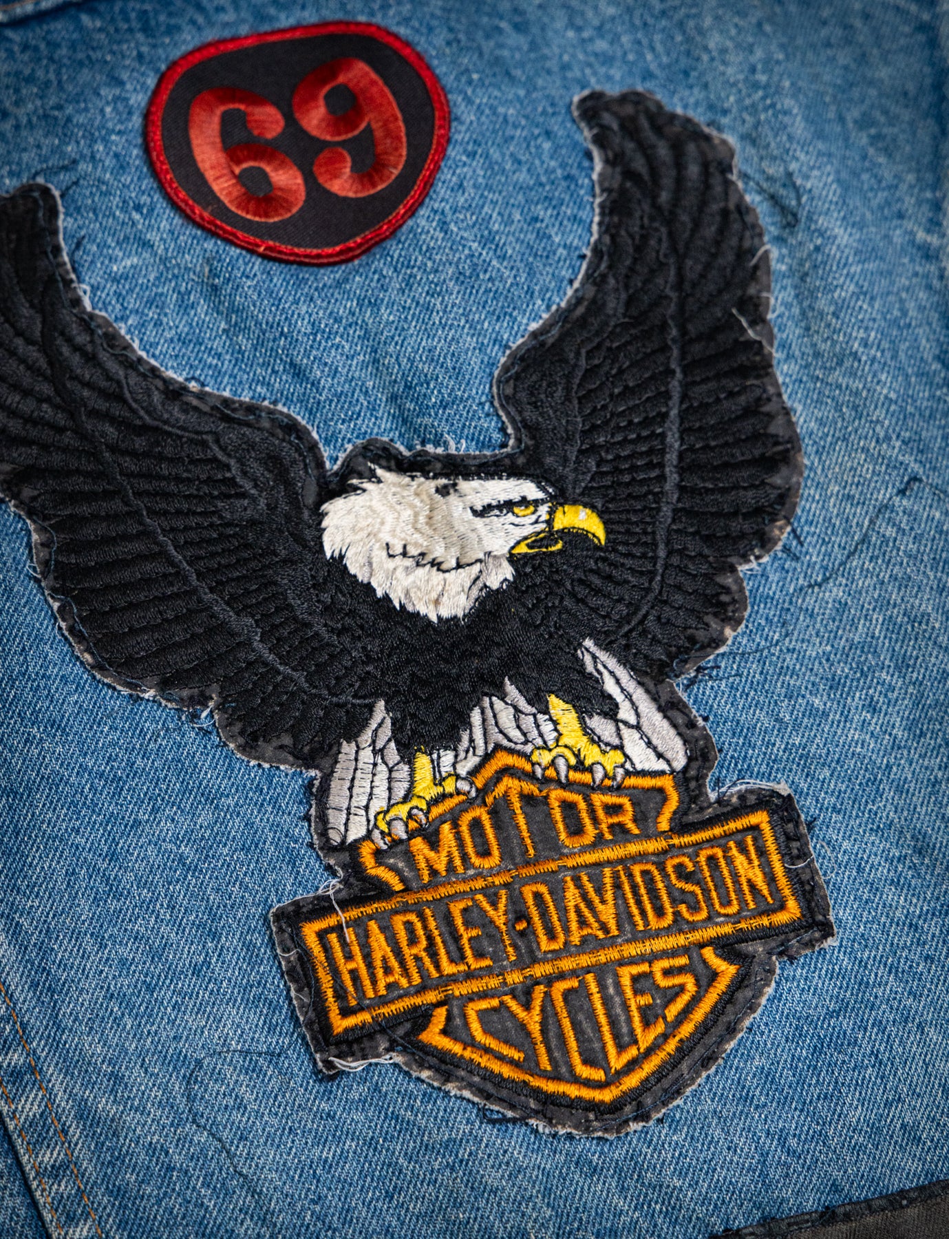 Vintage 70s Levi's Harley Davidson 69 Patch Cutoff Denim Vest Medium