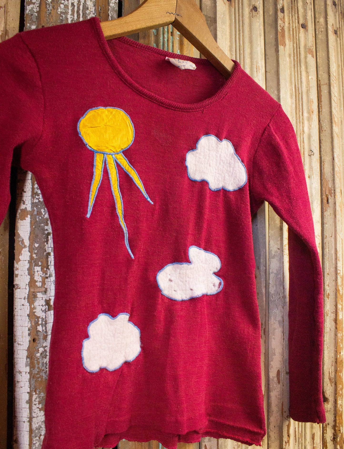 Vintage Women's Andy's Gang Sun and Clouds Long Sleeve Sweater Tee 70s