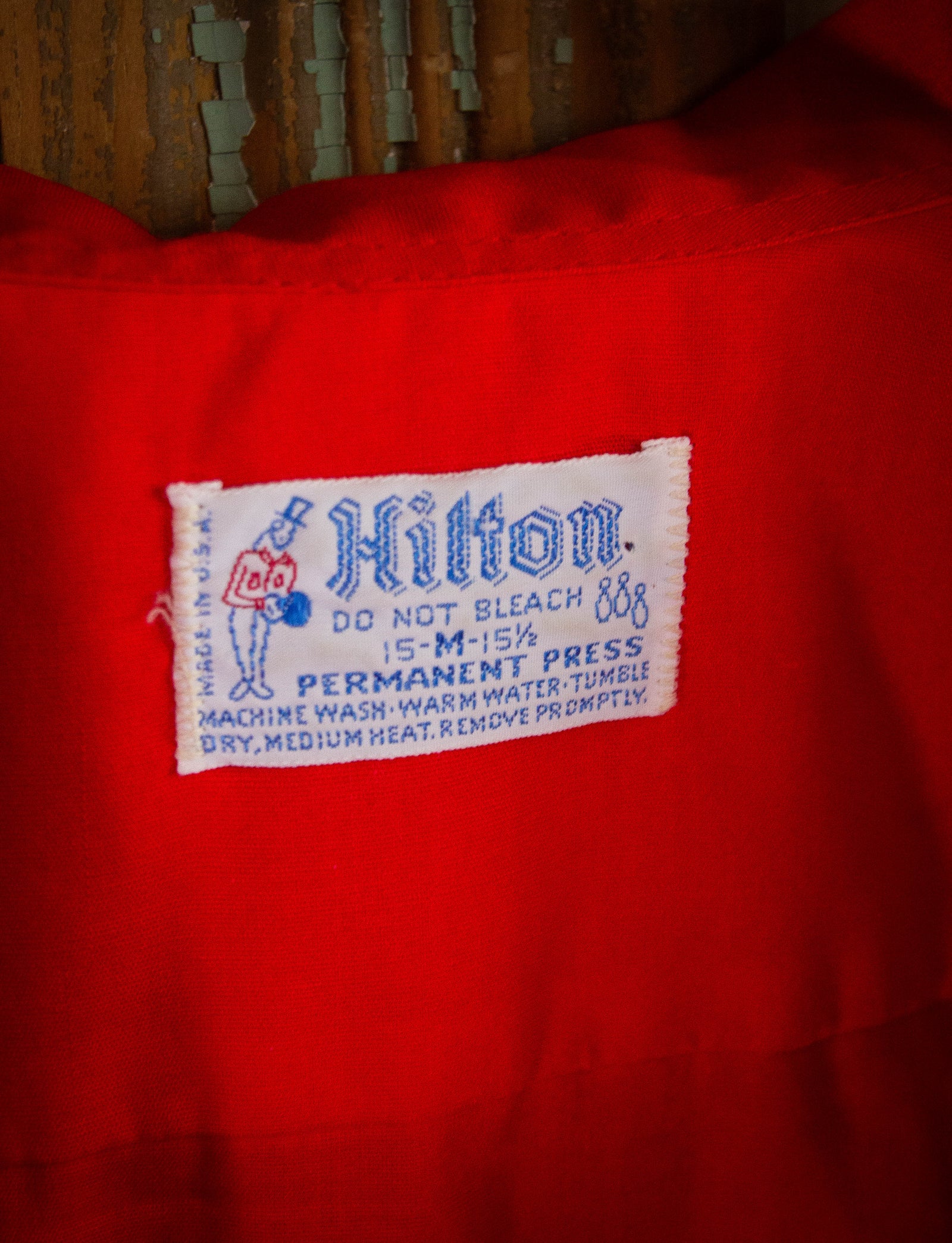 Vintage Hilton Better BILT Aluminum Bowling Shirt 60s Red Large