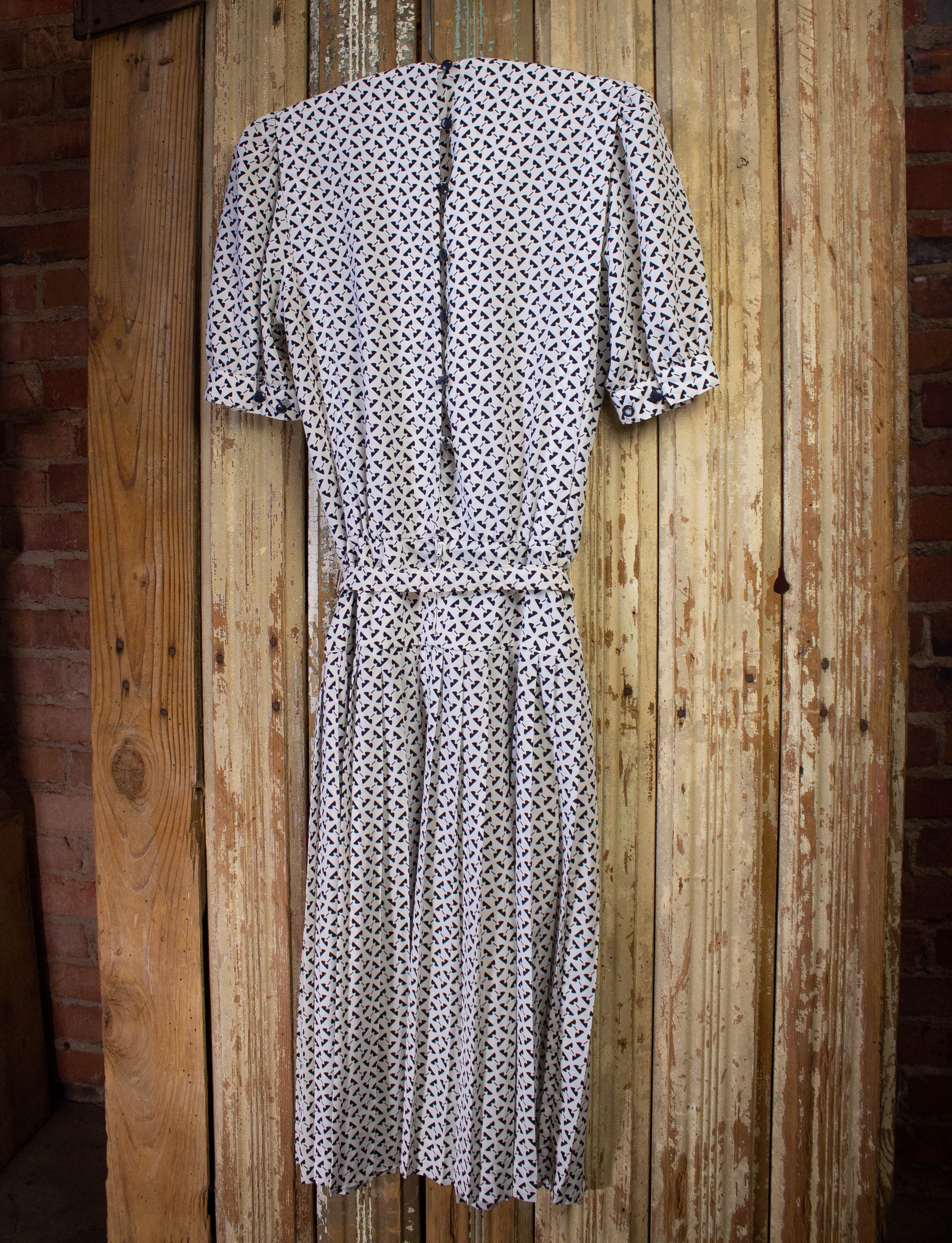 Vintage Liz Claiborne Black And White Geometric Deadstock Dress 1990s – Black Shag Vintage Vintage Liz Claiborne Black And White Geometric Deadstock Dress 1990s – Black Shag Vintage