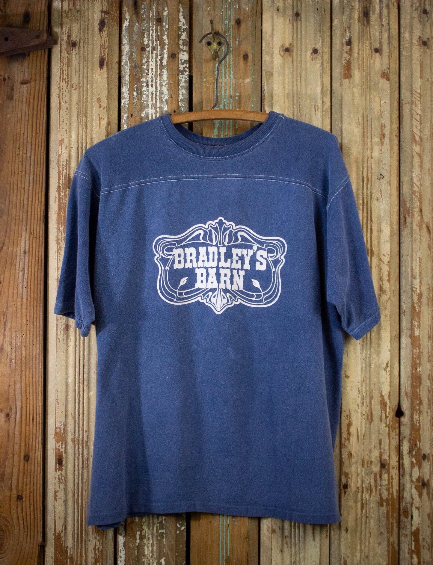 Vintage Bradley's Barn Studio Graphic T Shirt 70s Blue XL