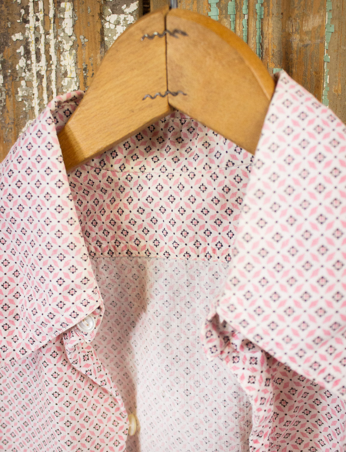 Vintage Pink and White Patterned Button Up Shirt Small