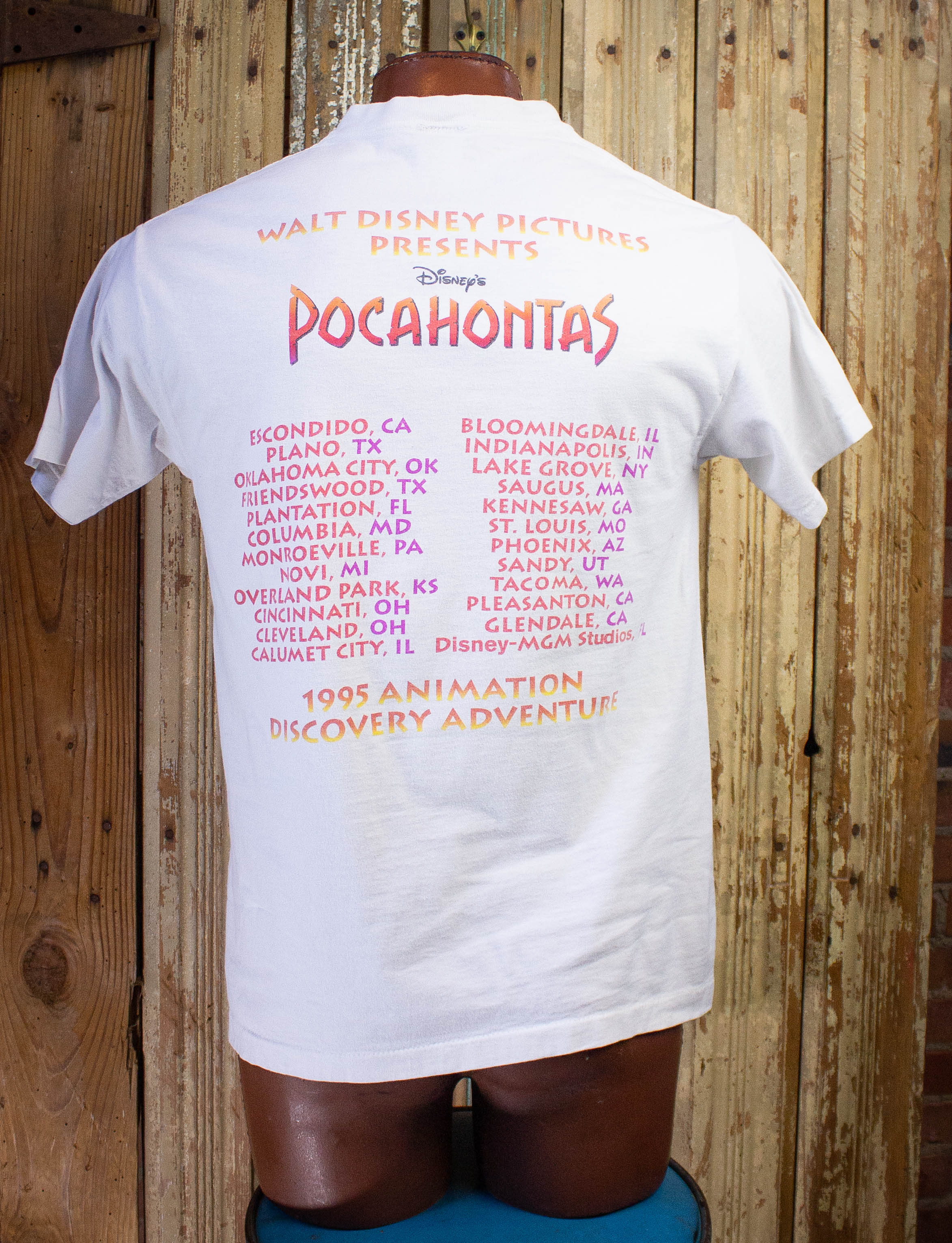 Vintage 1995 Pocahontas shirt 2024