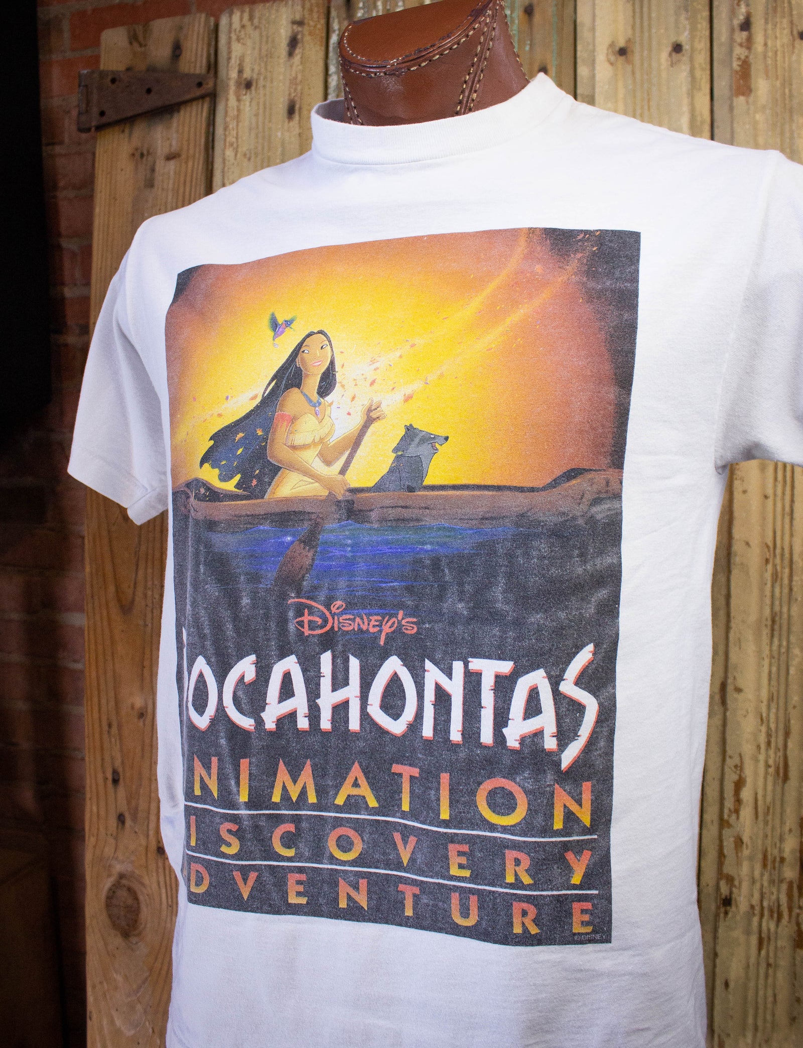 Vintage Disney Pocahontas Adventure Graphic T-Shirt 1995 M