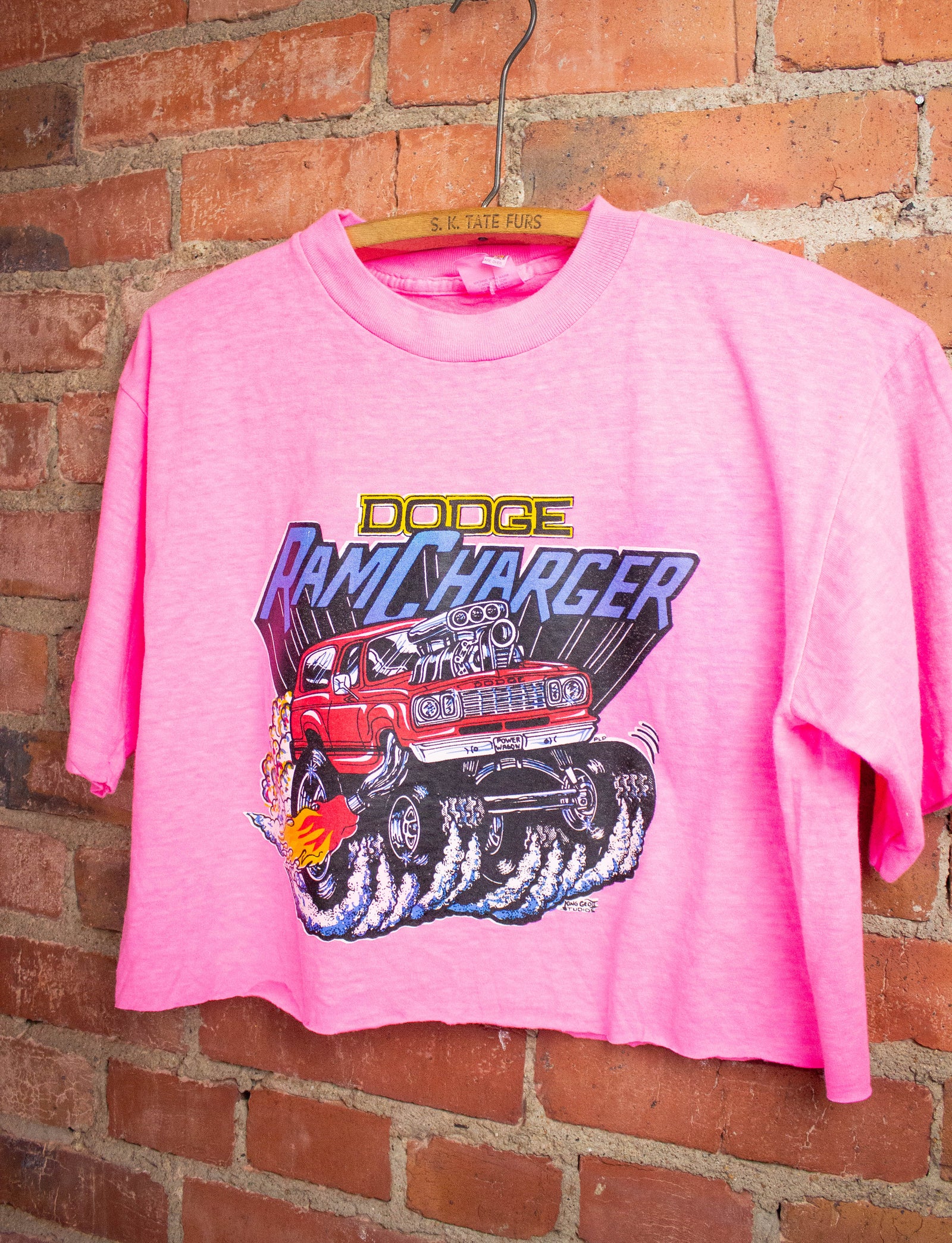 Vintage Dodge Ram Charger Cropped Graphic T-Shirt M