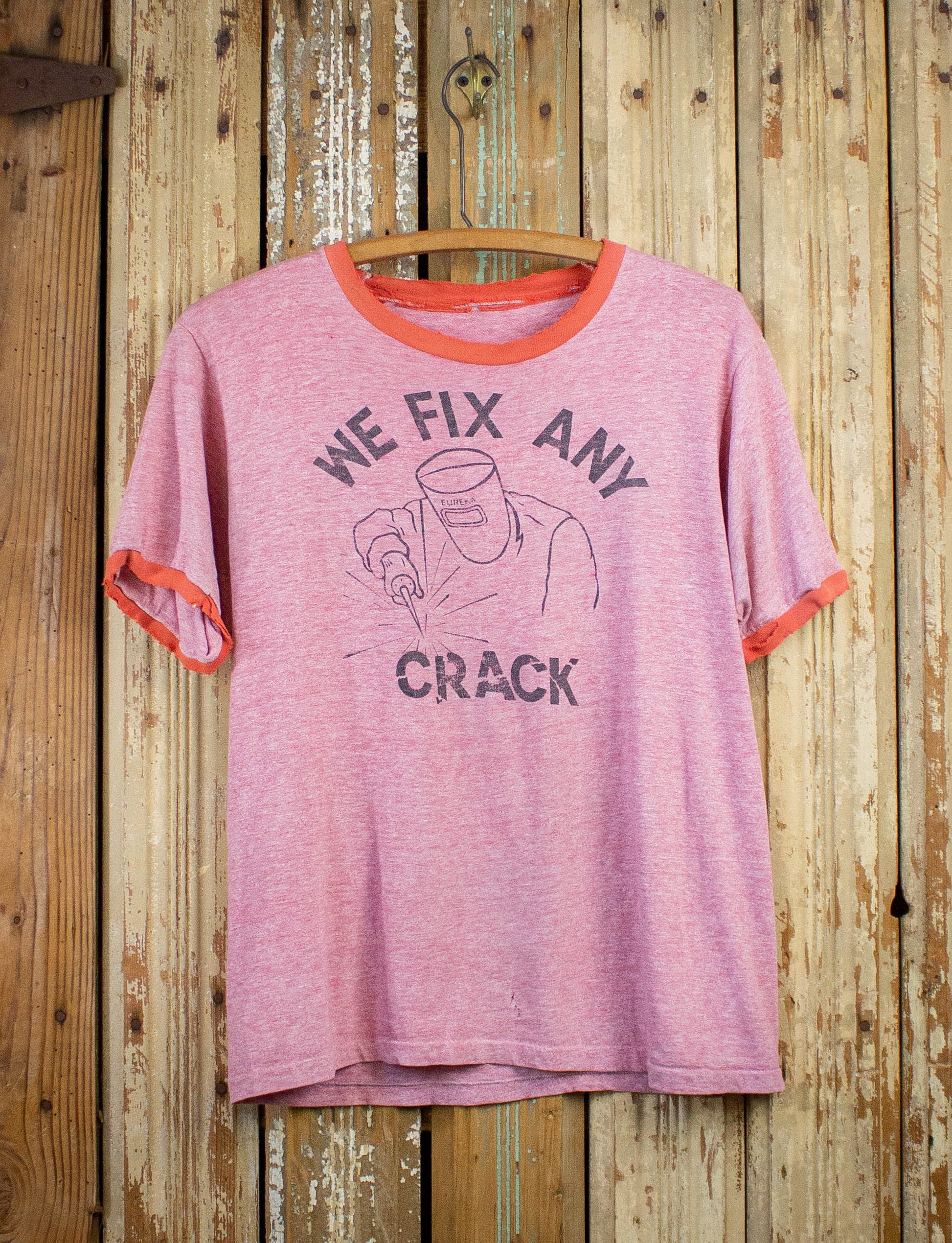 Vintage Eureka Welding We Fix Any Crack Graphic Ringer T Shirt 70s Red Medium