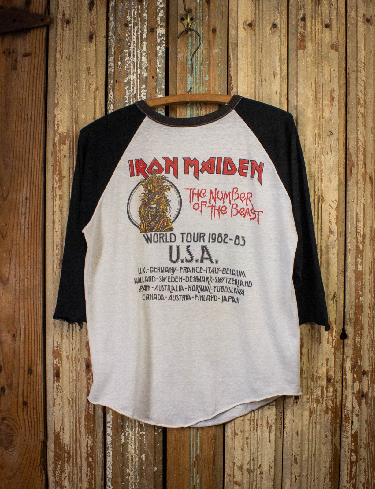 Vintage Iron Maiden 1982-83 The Number of The Beast Tour Raglan Concert T Shirt Black/White Medium