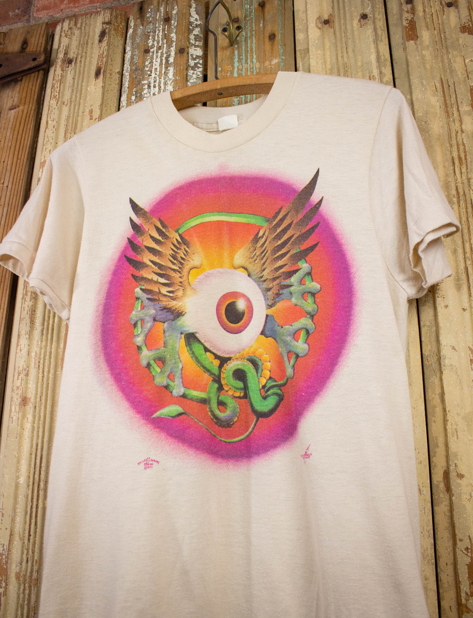 Vintage Kelly Mouse Studios Psychedelic Flying Eyeball Graphic T Shirt 1977 Cream Small