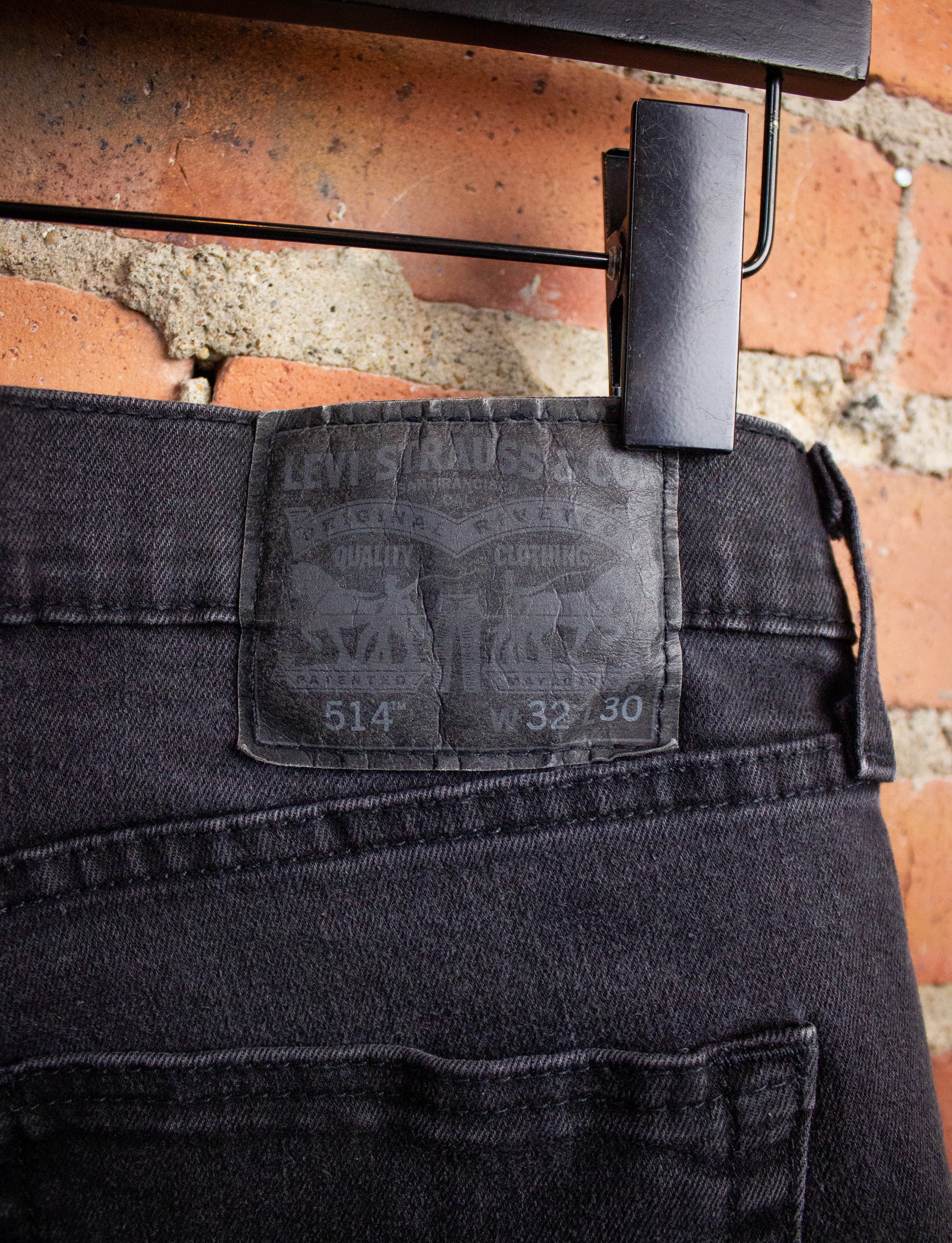 Levis 514 black outlet label