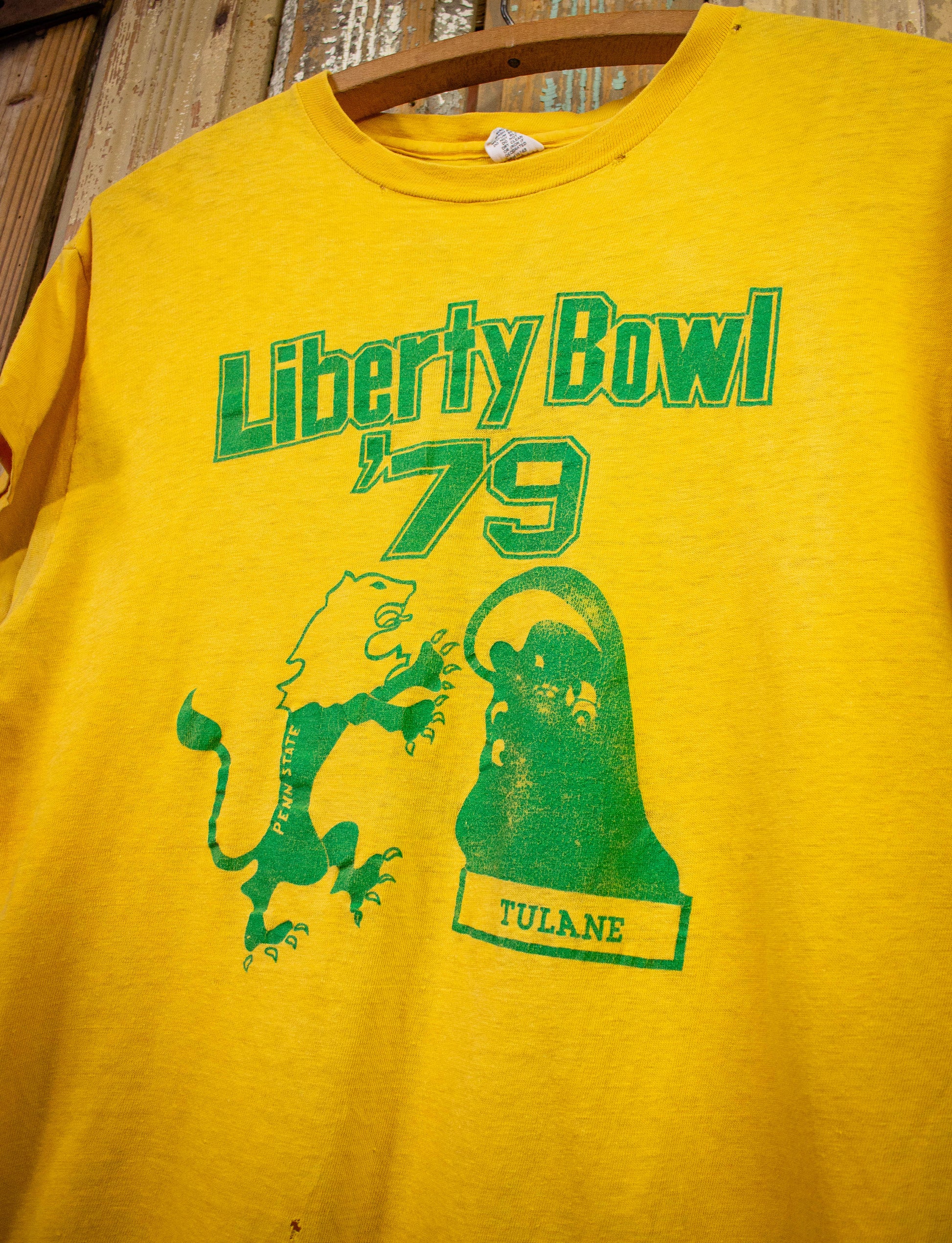 Vintage Liberty Bowl Graphic T Shirt 1979 Yellow Medium