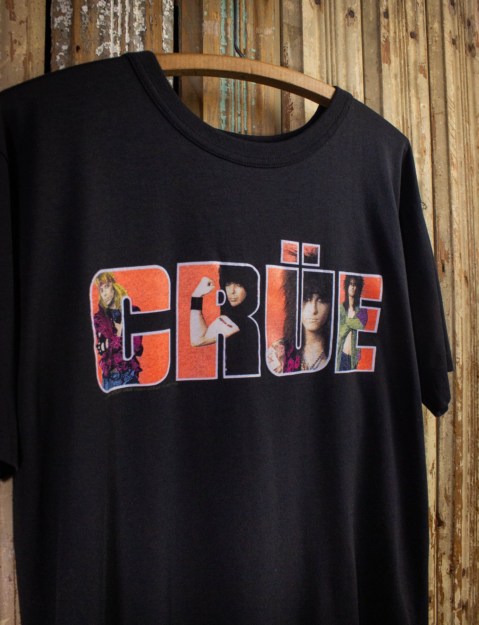 Gildan Mötley Crüe Band T-Shirt (Men's Size M) cotton Beige type Vintage Second Hand