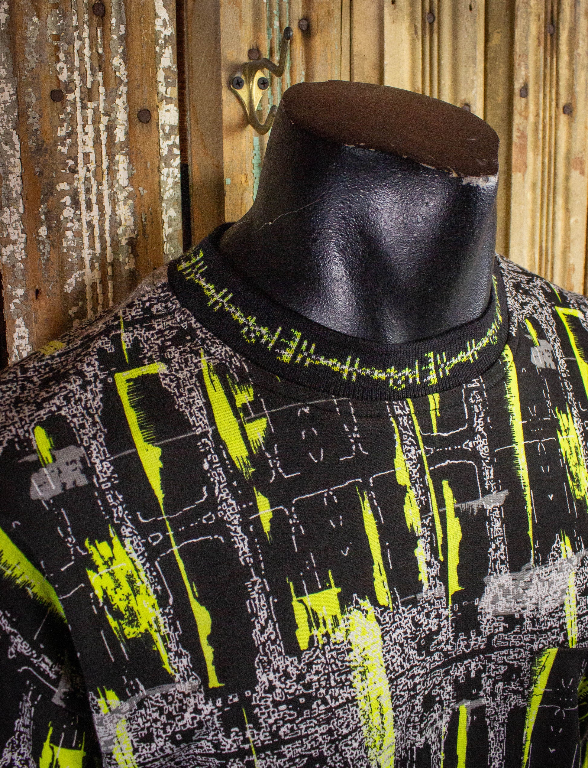 Vintage New Planet Patterned Long Sleeve Skater Shirt 80s/90s Yellow and Black Medium