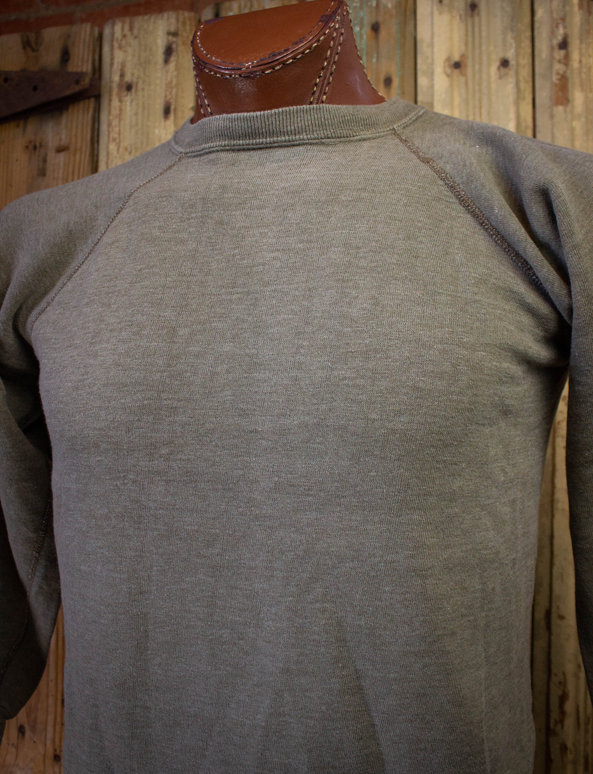 Vintage Olive Green Blank Sweatshirt L