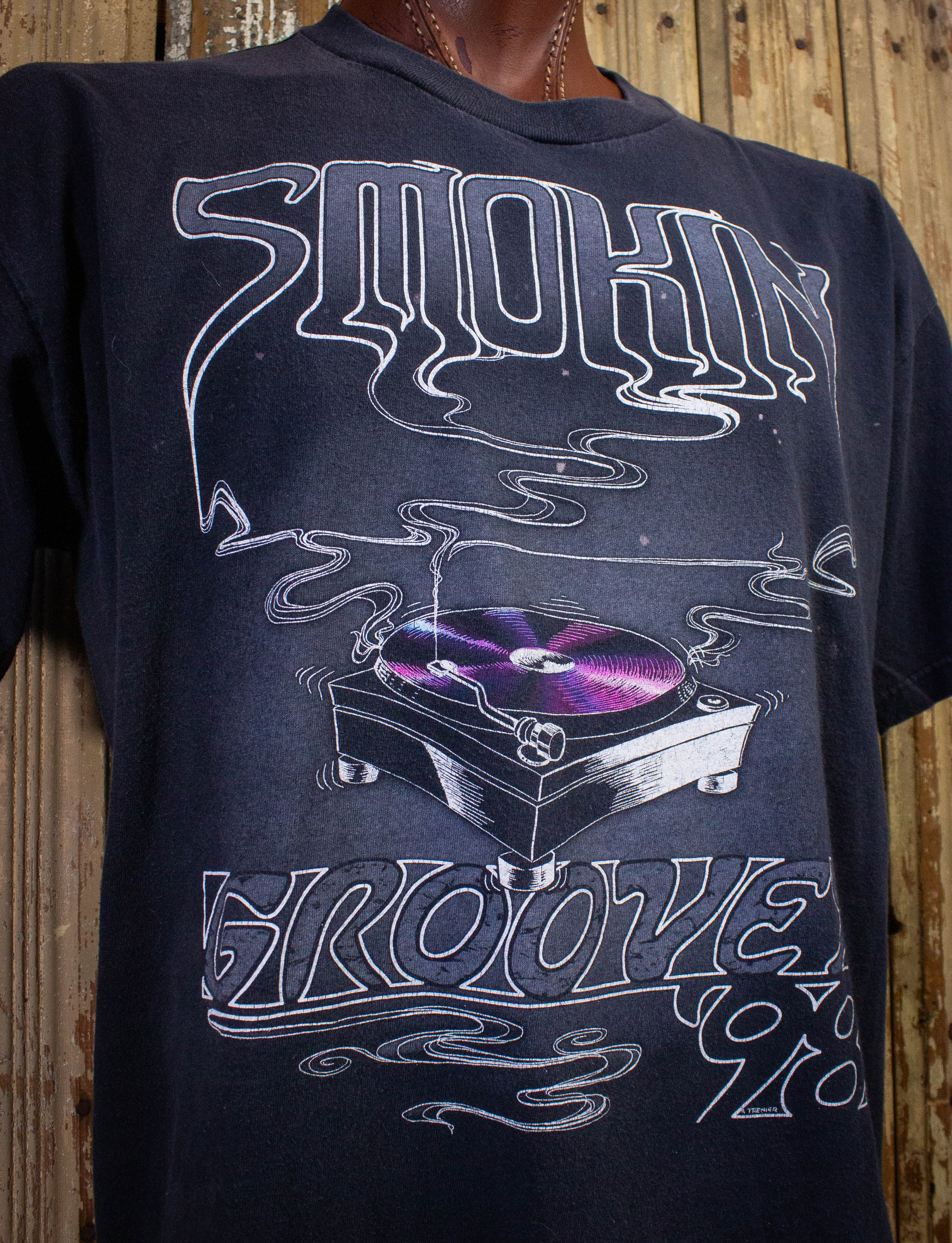 Vintage Smokin' Grooves Tour Concert Rap Tee 1998 XL – Black Shag 