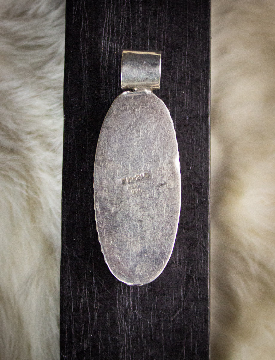 Vintage Sterling Silver Oval Spiny Oyster Pendant