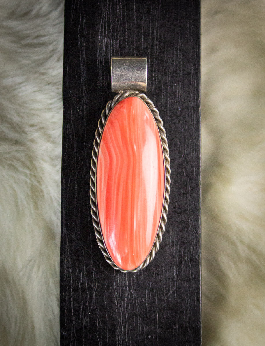 Vintage Sterling Silver Oval Spiny Oyster Pendant