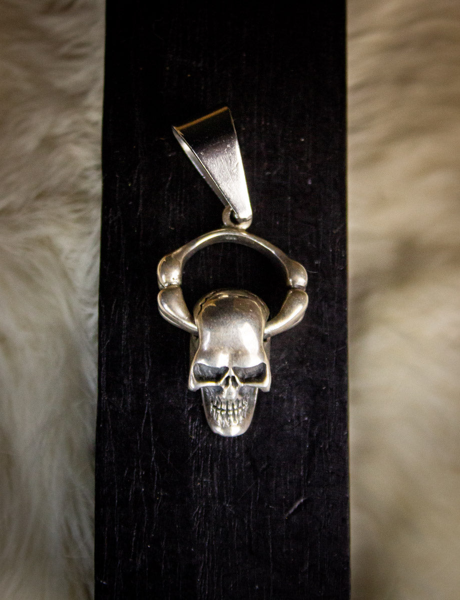 Vintage Sterling Silver Skull Pendant