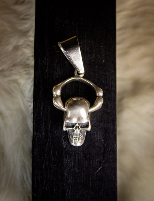 Vintage Sterling Silver Skull Pendant
