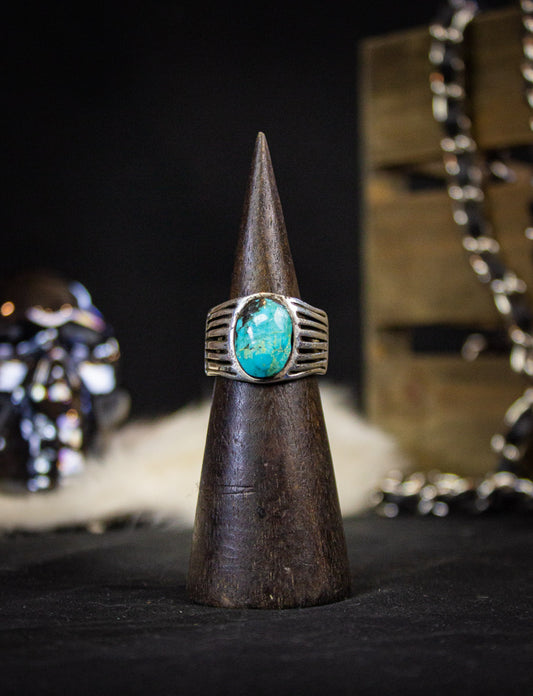 Vintage Sterling Silver Turquoise Ring With Grooved Band