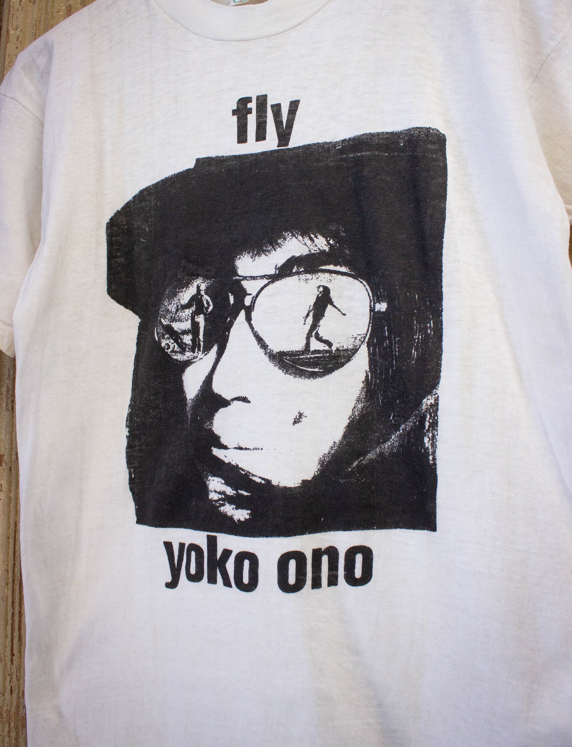 Vintage Yoko Ono Fly Graphic T-Shirt 1971 XS