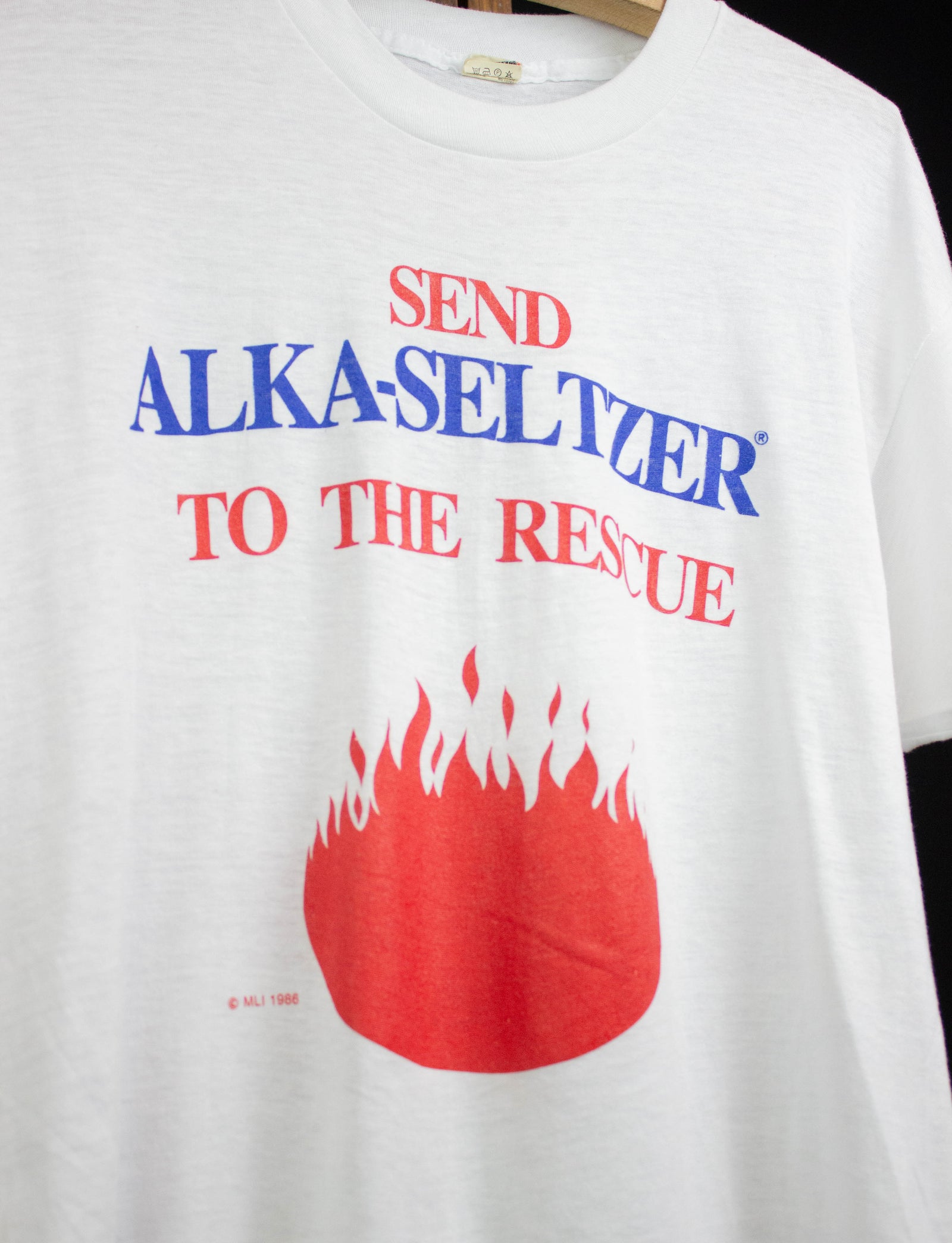 Vintage 1986 "Send Alka-Seltzer To The Rescue" Graphic T Shirt White Large