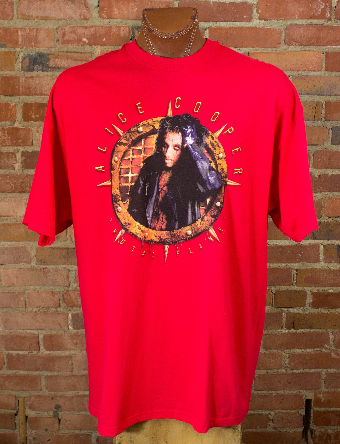 Vintage Alice Cooper 2000 Brutal Planet Tour Red Concert T Shirt Unisex XXL