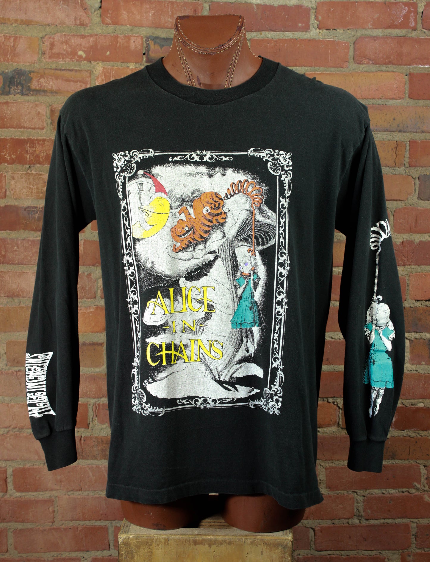 Vintage Alice In Chains 1992 Long Sleeve Alice In Wonderland Black Concert T Shirt XL