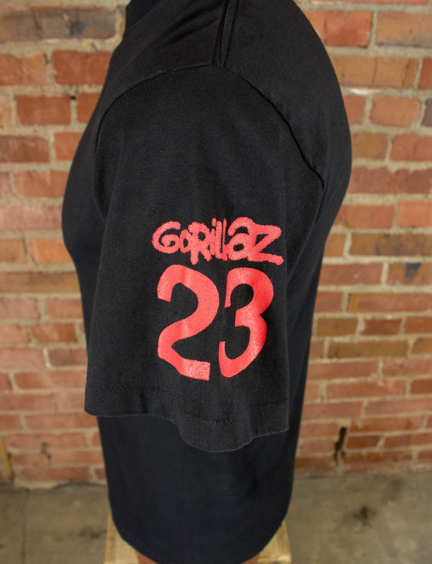 Gorillaz 2001 Self Titled Album Artwork Black and Red Concert T Shirt Unisex Medium