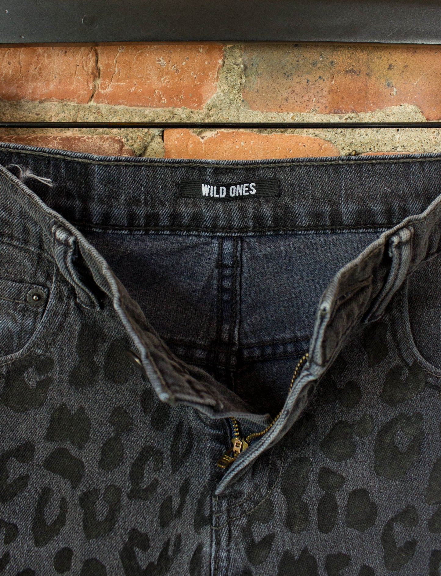 Levi's x Wild Ones Cut Off Denim Shorts 511 Slim Fit Black Leopard Print 26 Waist