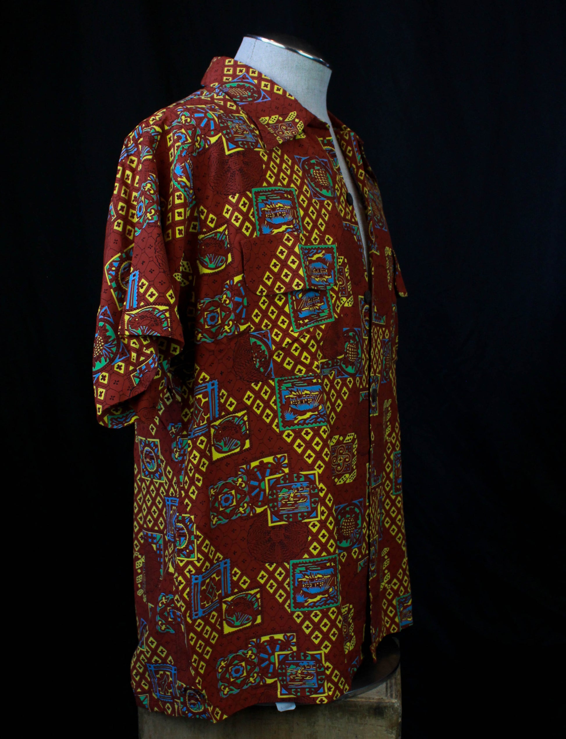 Men's Vintage 40's Hendan Aloha Hawaiian Shirt Geometric Pattern Large 