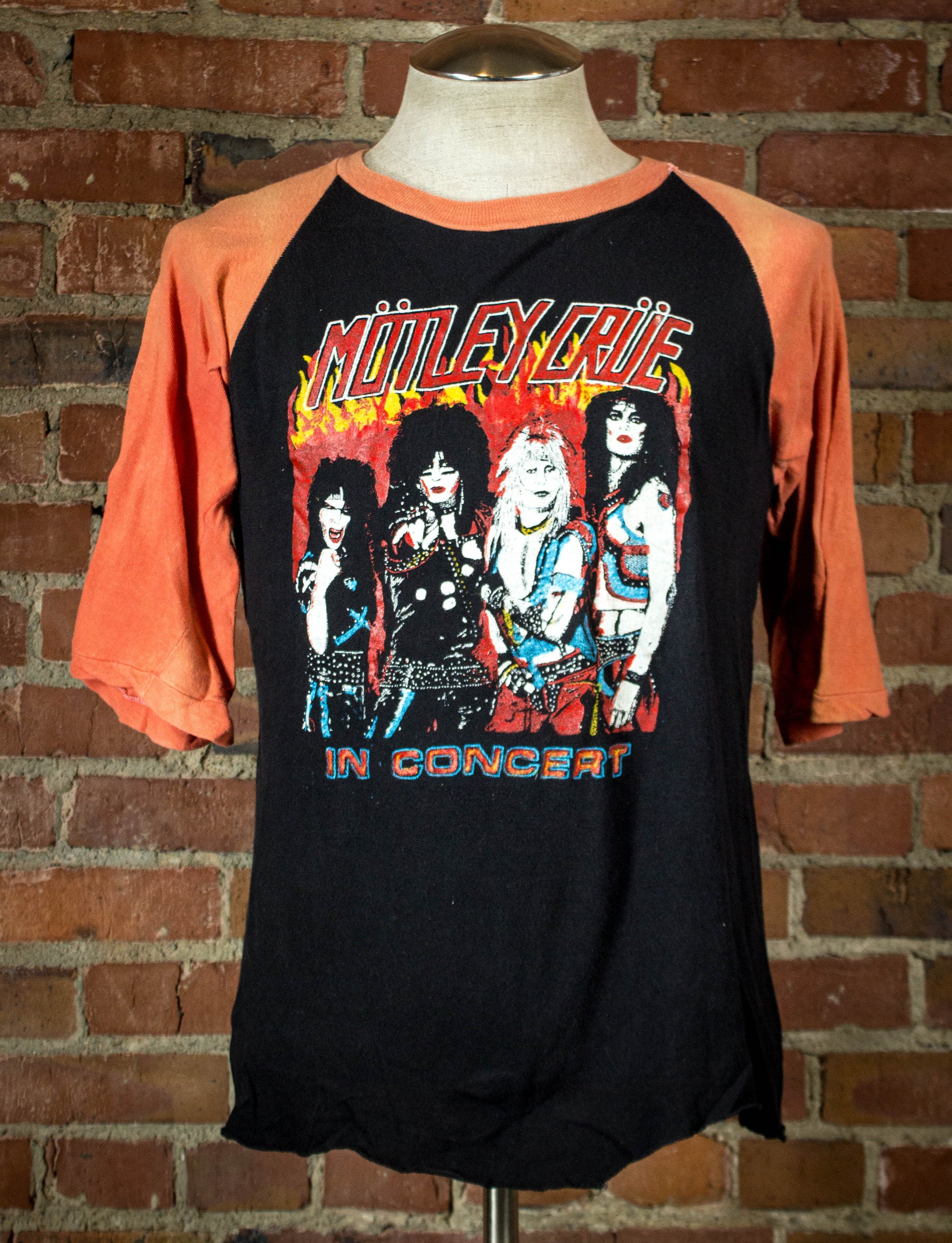 Vintage 1983 Motley Crue Shout At The Devil Jersey Bootleg Concert T Shirt Large
