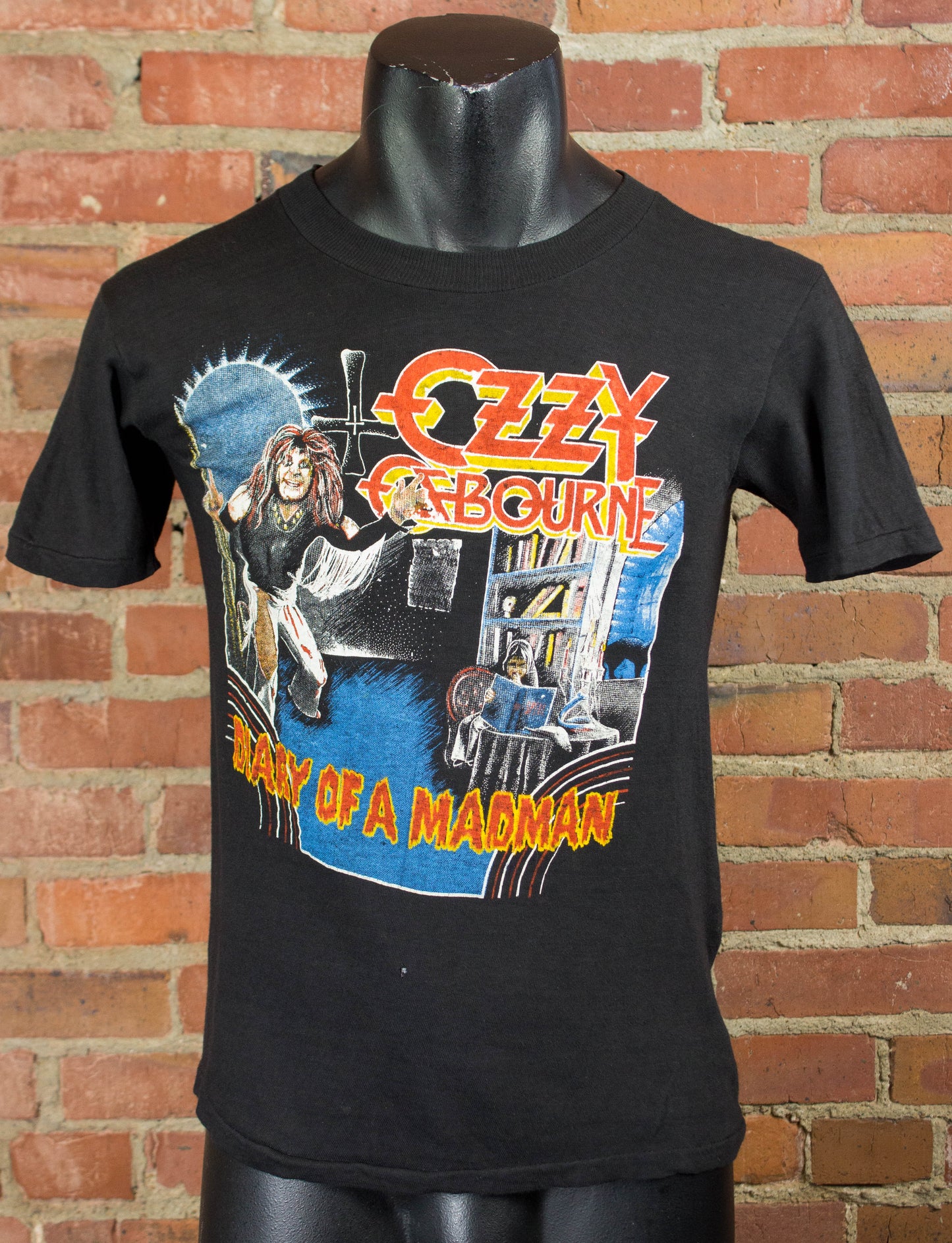 Vintage Ozzy Osbourne 1982 Diary of a Madman "The Madman Bites The Bat" Black Parking Lot Bootleg Concert T Shirt Unisex Small