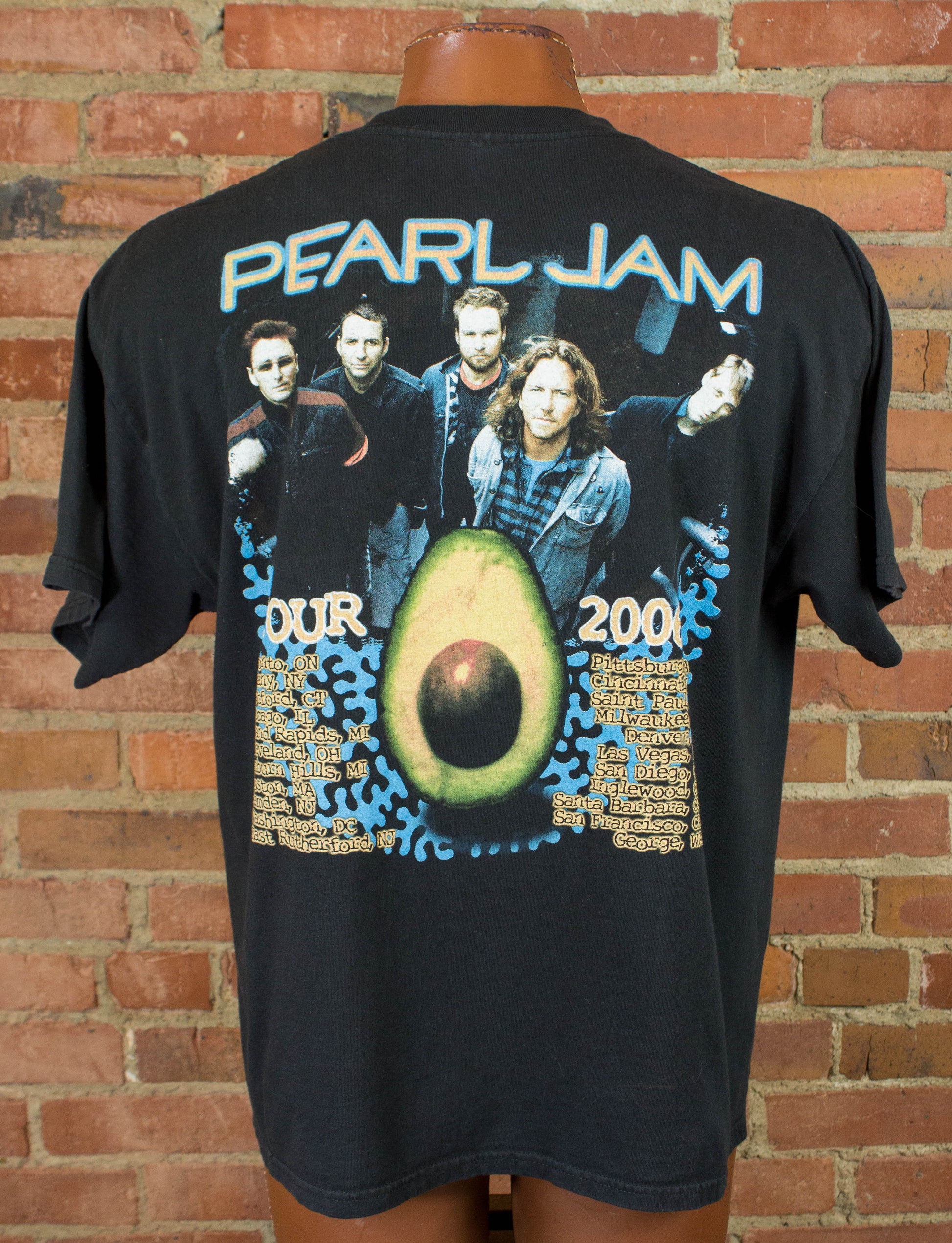 Pearl Jam 2006 Avocado Tour Black and Blue Concert T Shirt Unisex XL
