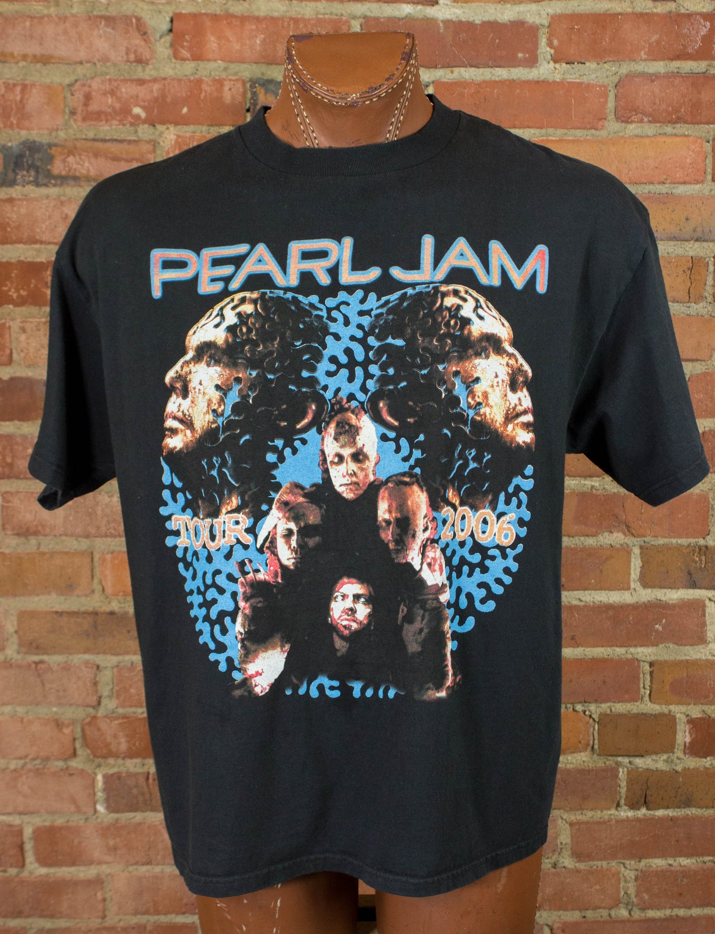 Pearl Jam 2006 Avocado Tour Black and Blue Concert T Shirt Unisex XL