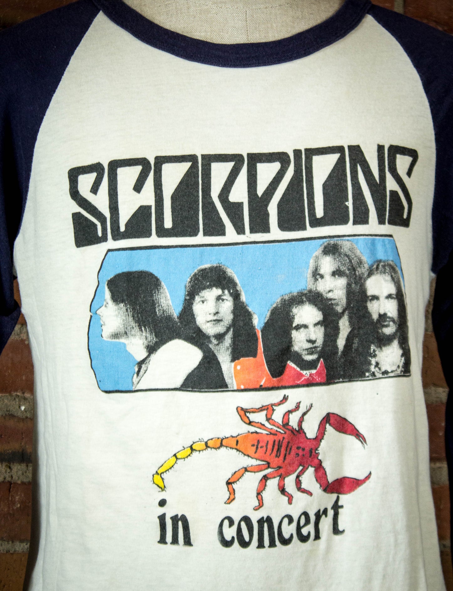 Vintage 80s Scorpions On Tour Bootleg Concert T Shirt Unisex Medium