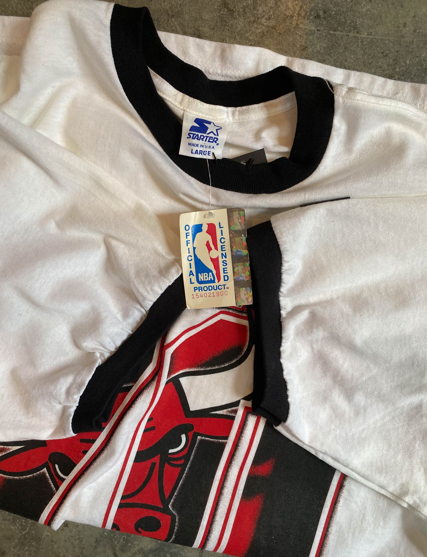Vintage 1996 Chicago Bulls Graphic T Shirt NBA 70 Victories '95-'96 Season Deadstock Ringer Tee White Unisex XL