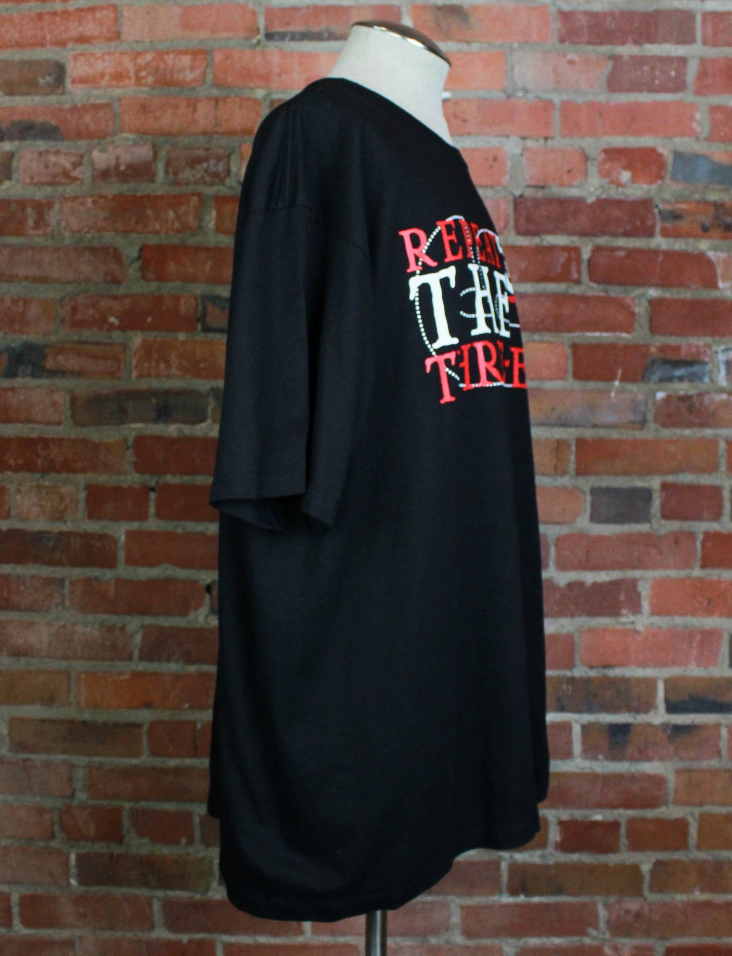 Vintage 1998 Chicago Bulls Graphic T Shirt NBA Repeat The Three-Peat Deadstock Black Unisex XL/XXL