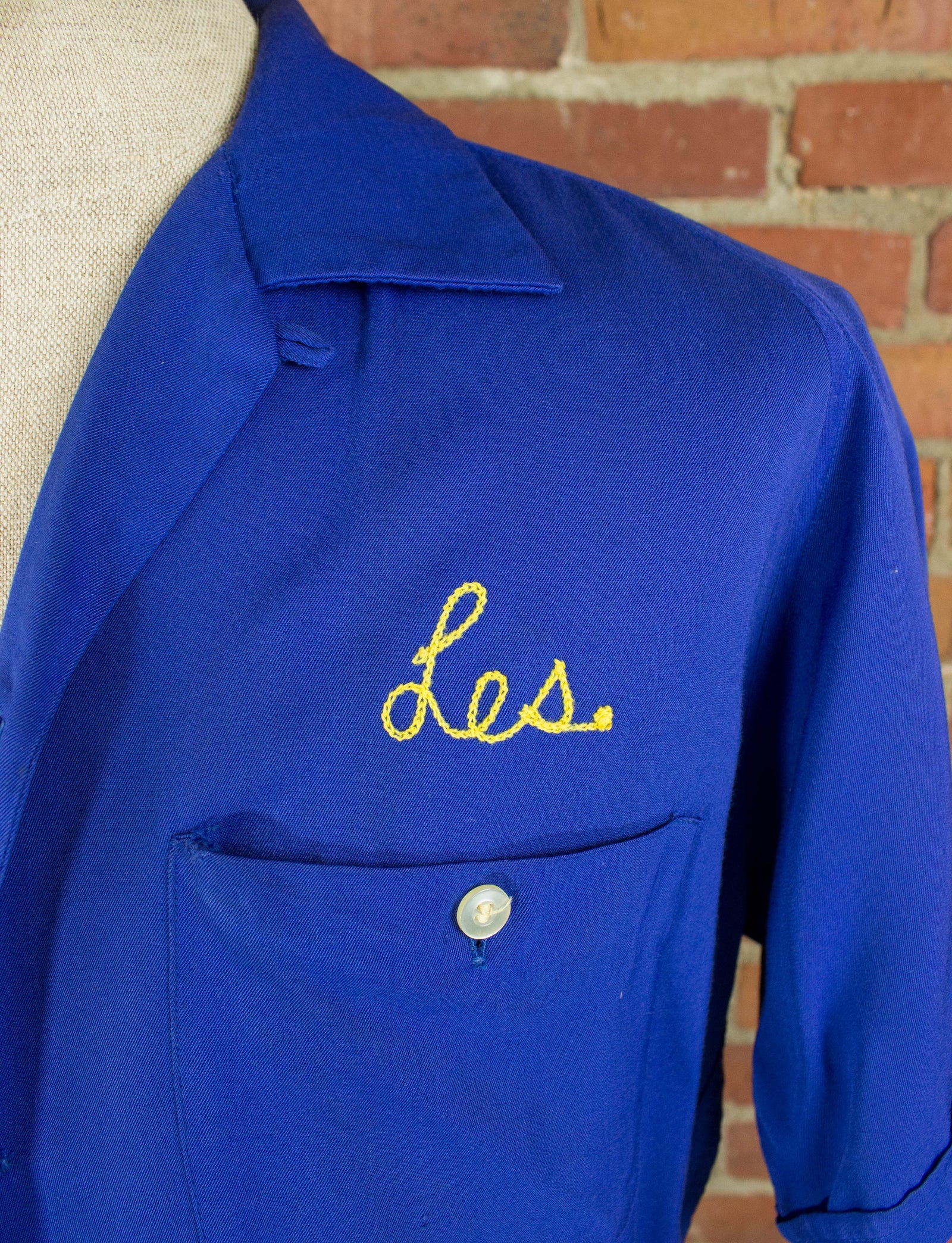 Vintage 50s Val-Lor Supply Corp "Les-Ben" Blue Chainstitched Loop Collar Rayon Bowling Shirt Unisex Medium-Large