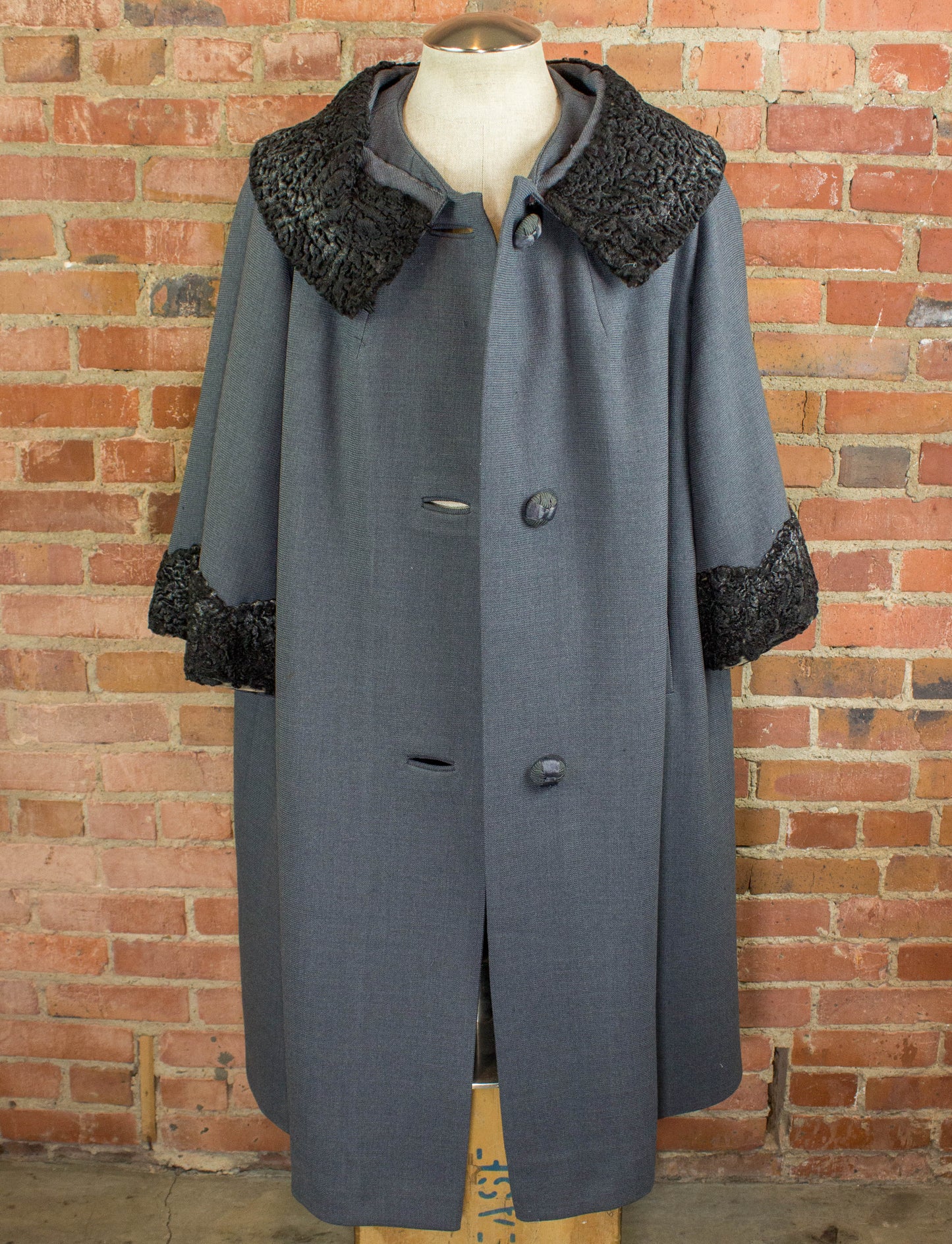 Vintage 50s Women's Overcoat With Black Shearling Collar and Cuffs Size Medium-Large