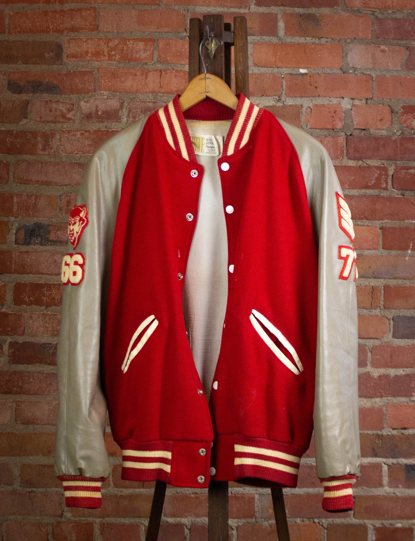 Vintage 60s Red Devils Naugalite Varsity Bomber Jacket Size 44 (XL)